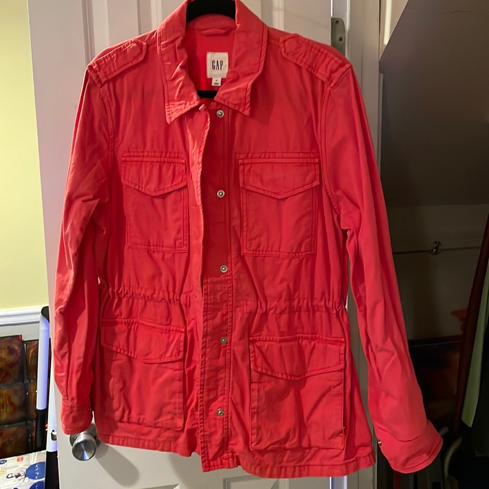 Light weight spring/fall jacket